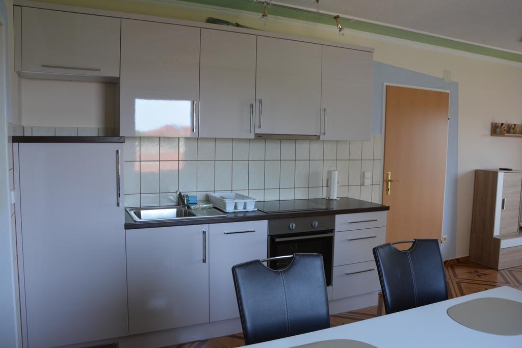 Apartments Petar & Anka Biograd Na Moru Quarto foto