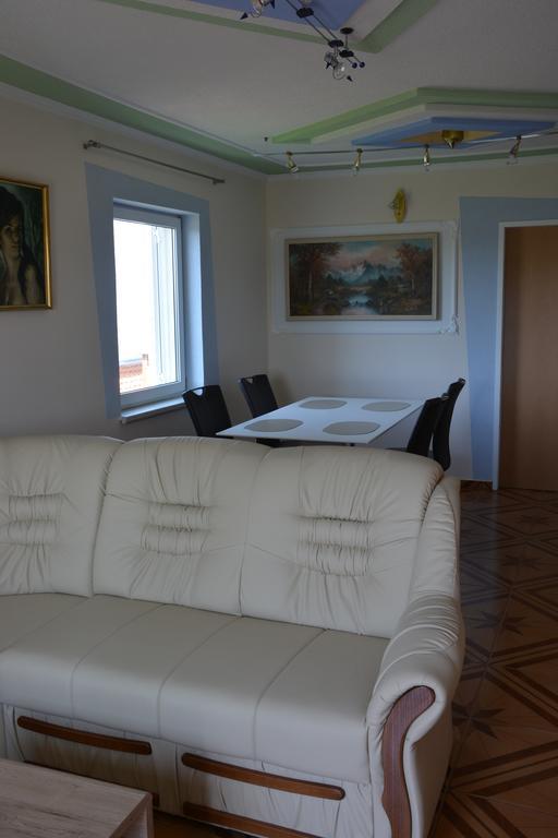Apartments Petar & Anka Biograd Na Moru Quarto foto